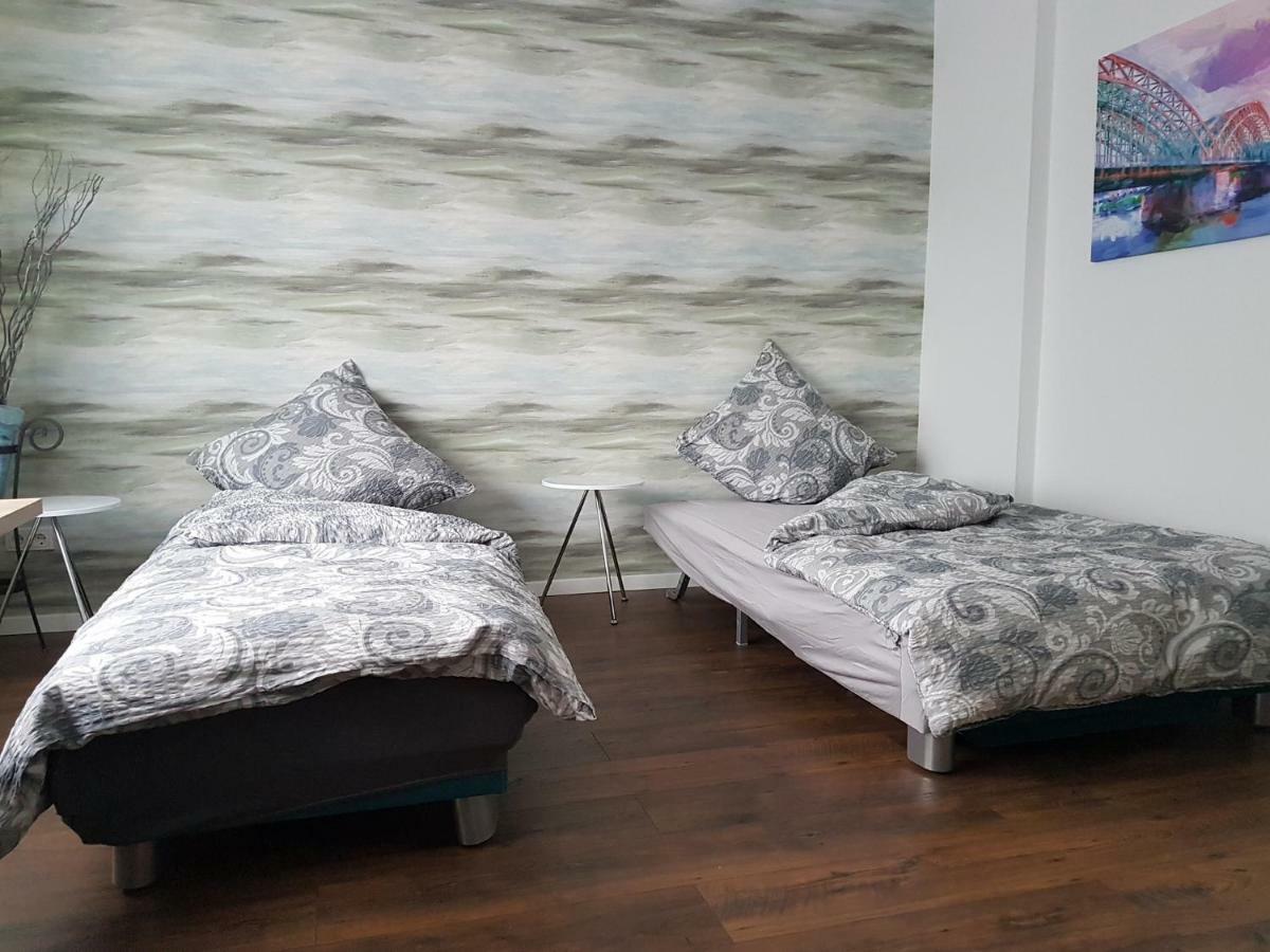 Apartment Alt-Refrath Μπέργκις Γκλάντμπαχ Εξωτερικό φωτογραφία