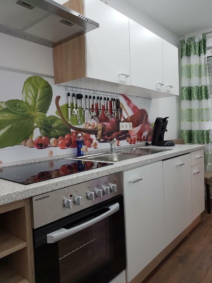Apartment Alt-Refrath Μπέργκις Γκλάντμπαχ Εξωτερικό φωτογραφία